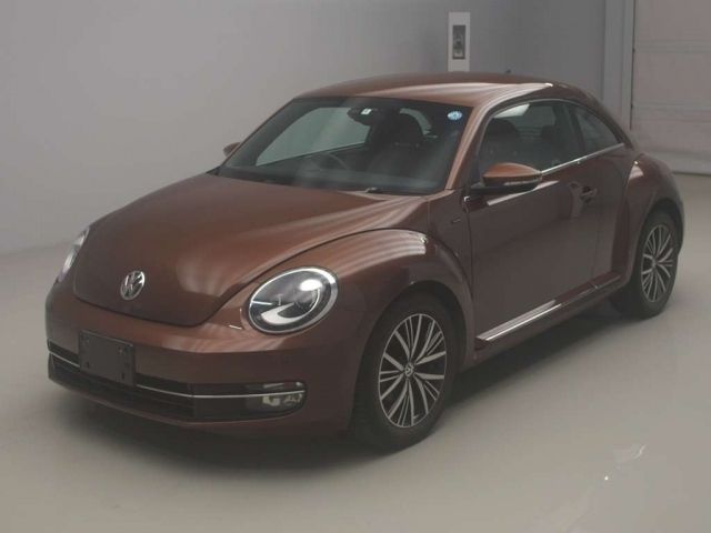 80006 Volkswagen The beetle 16CBZ 2016 г. (TAA Yokohama)